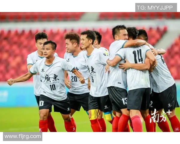 深圳足球队灵活性变革引发热议探索新战术与团队协作的未来之路 深圳足球队灵活性变革引发热议探索新战术与团队协作的未来之路